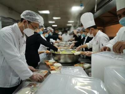 西宁战“疫” 8500份“爱心餐”传递前行的力量，水产养殖保障民生与温暖